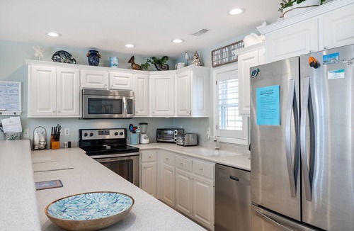Atlantic Beach House | Palm's Paradise, Oceanview Home located in Atlantic Beach, NC!