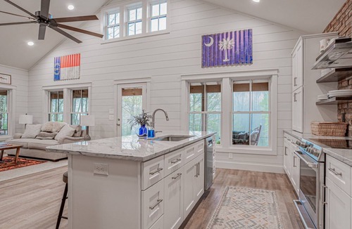 Saluda House | Palmetto Trailside Retreat