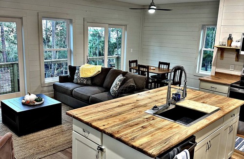 Panacea House | Panacea Treehouse⭐️ Waterfront-Boat Friendly