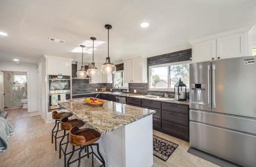 Granite Shoals House | Panoramic Lake Views! Elegant Marble Falls Home
