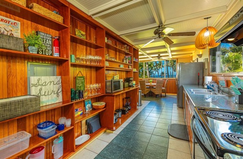 Kihei House | Paradise Family Rental on Sunny South Shore! Beachfront Charm with Pool!