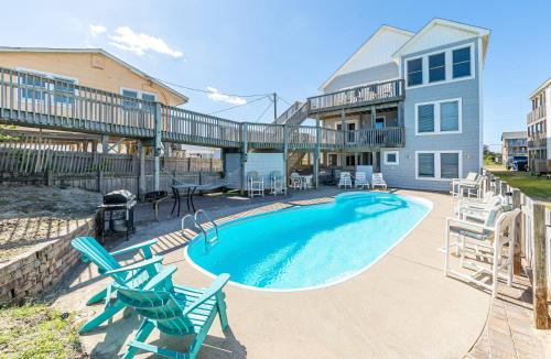 Nags Head House | Paradise Found - Nags Head MP 16.5, Oceanfront, Ocean & Sound Views, Pool, Hot Tub, Pets OK