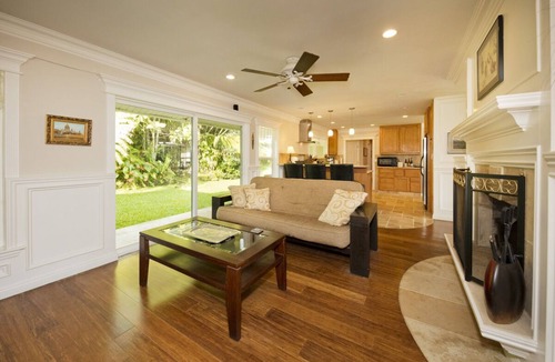 Hilo House | Parklike 4 bedroom AnthuriumHouse, 3+ acres, peaceful, gated, convenient