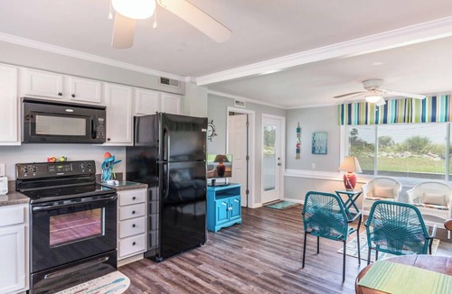 Saint Helena Island House | Patterson's Paradise - Fripp Family Retreat!