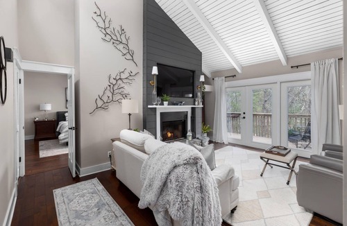 Big Canoe Cabin | Pause & Relax: Couples Mountain Getaway
