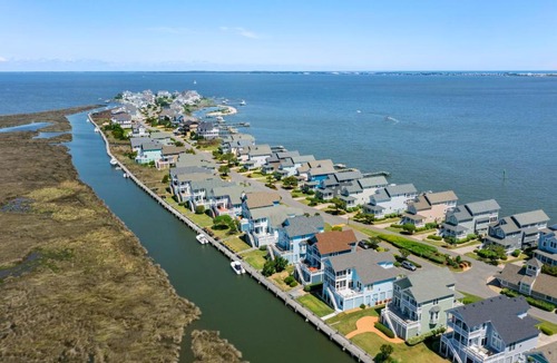 Manteo Apartment | PC632: Pirates Cove 632