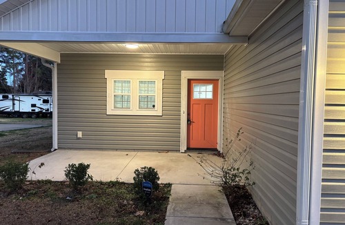 Conway House | Peaceful 3-bedroom house with updated kitchen in charming Conway