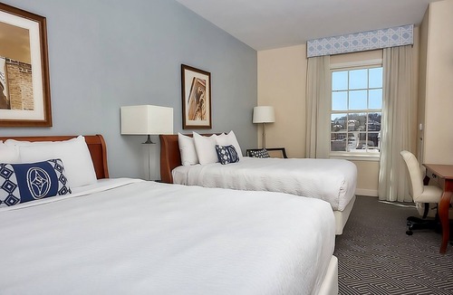 Staunton Hotel | Peaceful Accommodation w/Indoor Pool | 2 Units Near Downtown