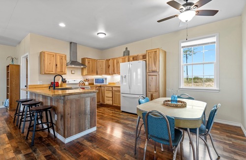 Milam County House | Peaceful country setting only 25 minutes from Belton or Temple!