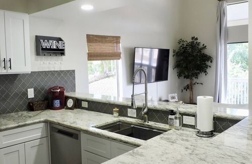 April Sound Condo | Peaceful Lake Conroe Getaway in April Sound!