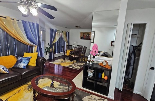 Lorton Condo | "Peaceful Paradise' A Cozy and Peaceful Condo In Lorton!