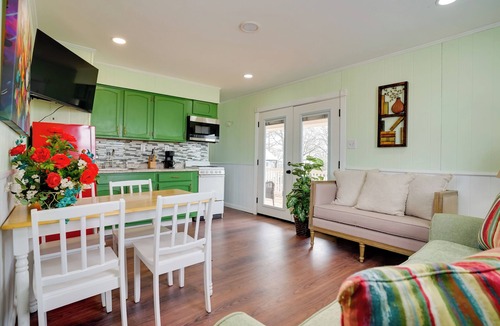 Bowie Cottage | Peaceful Tiny Home Getaway Near Bowie Trade Days