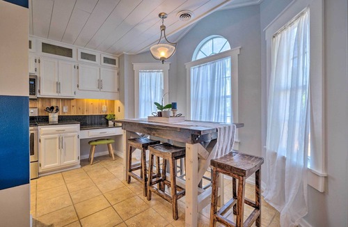 Myrtle Grove Cottage | Peaceful Wilmington Home Near Beach & Downtown!