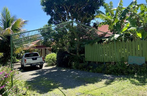 Kehena House | PELE'S SHALA - Sweet Seaview Sanctuary near Ocean, Beach, and Kalani!