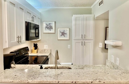 Briarcliffe Acres Apartment | Pelican's Perch in Ocean Creek