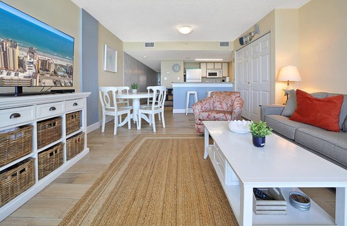 Ash Condo | Perfect 1-bedroom ocean front condo in charming North Myrtle Beach sleeps 6