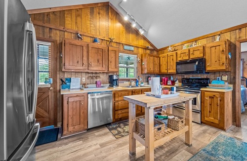 Southern Shores House | Perfect 4BR Family Getaway Close to the Beach