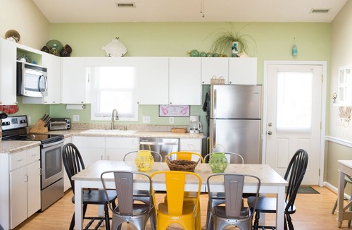 Emerald Isle Cottage | Perfect Oceanfront Cottage With Private Pool: Sea Glass