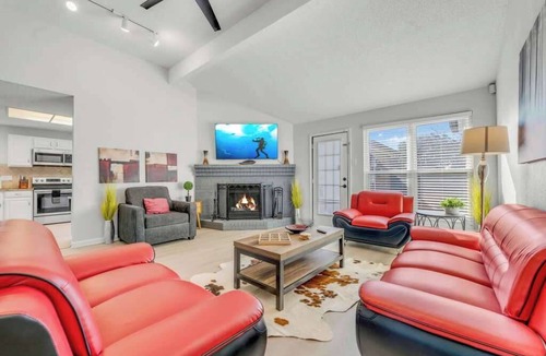 Plano House | Perfect Plano w/Pool/4 BDR PingPong Air Hockey