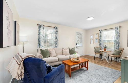 Lynchburg House | Perrymond - Cozy Cottage, 10 Min To Downtown, Near LU & UL