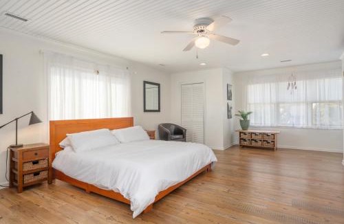Brigands' Bay House | Pescadora by Rather Be Properties