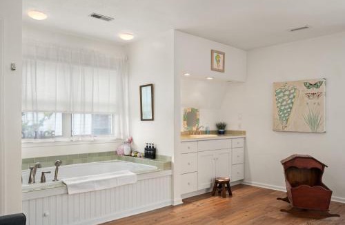 Brigands' Bay House | Pescadora by Rather Be Properties