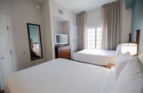 Alpharetta Hotel | Pet-friendly and Spacious 2BR Suite with Kitchen! Free Breakfast, Pets Allowed!