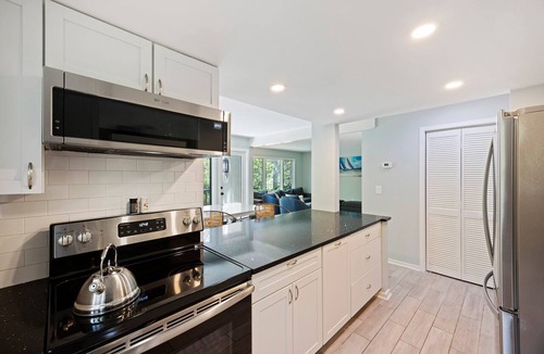West Beach Village Condo | PET FRIENDLY Fairway Oaks Villa! Kiawah West Beach