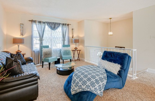 Oxon Hill-Glassmanor House | Pet-Friendly Fort Washington Home Near DC!