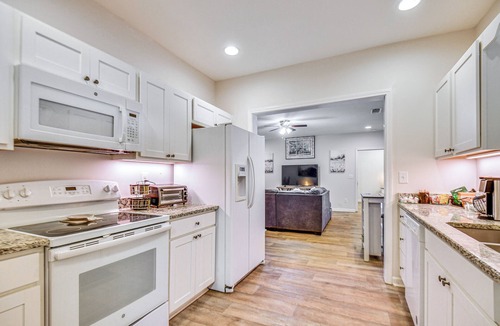Stephens Apartment | Pet-Friendly Georgia Apartment: 8 Mi to Athens!