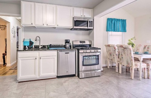 Suitland-Silver Hill House | Pet-Friendly Home < 6 Mi to National Mall!