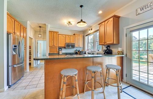 Littleton House | Pet-Friendly Home on Lake Gaston w/Furnished Deck