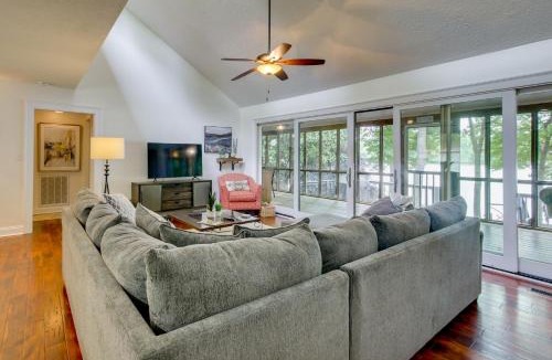 Eatonton House | Pet-Friendly Lake Sinclair Home w/Boat Dock!