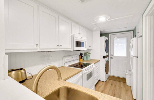 Hilton Head Island Condo | Pet Friendly Beachside Villa - Across the Street from the Beach!