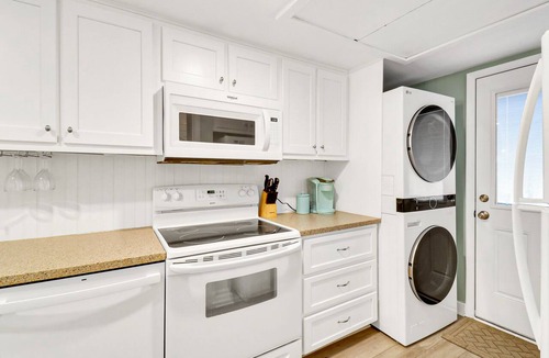 Hilton Head Island Condo | Pet Friendly Beachside Villa - Across the Street from the Beach!
