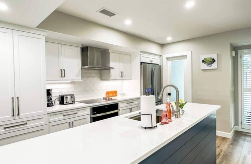 South Beach Condo | Pet Friendly Villa w/Dock Superb View Hilton Head