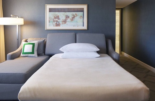 West End Hotel | Pets are Allowed Here! 4 One Bedroom Suite Units, Near the Wharf Complex