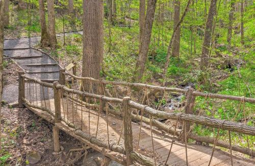 Mountain Air House | Pets Welcome: Quaint Blue Ridge Mountain Getaway!