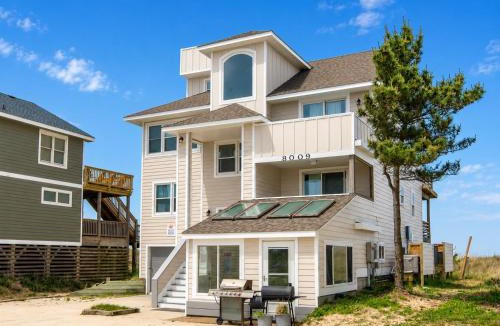 Nags Head House | Pier House - Nags Head MP 17, Oceanfront, Indoor Pool, Hot Tub, Rooftop Deck, Pets OK