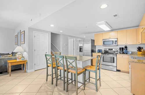 Cherry Grove Beach Condo | Pier Watch Villas-Sleeps-14 6bed/4bath-(10 beds)-Pools-WIFI-Free Parking