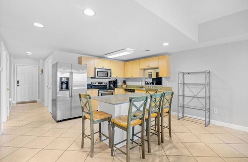Cherry Grove Beach Condo | Pier Watch Villas-Sleeps-14 6bed/4bath-(10 beds)-Pools-WIFI-Free Parking