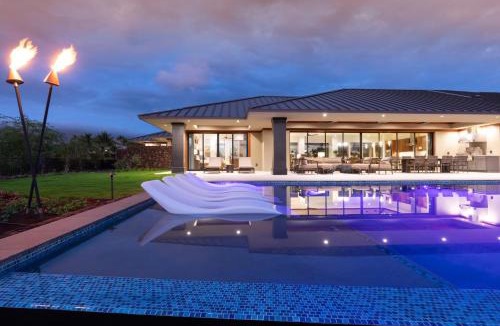 Kamuela House | ❤PiH❤ Hawaiian Elegance Short walk to best beaches Heated Lap Pool Spa