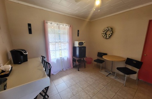 Buchanan Dam Cabin | PINKIE PIE SUITE AT THE HCL WELCOMES ALL