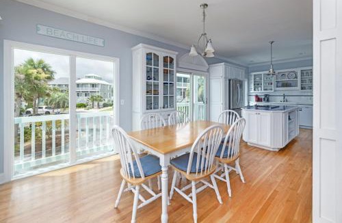 Oceanmarsh Subdivision House | Pirate