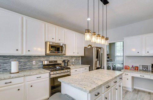 Wimbledon Falls House | Pool & Shared Game Area! Home 7 Mi to Dtwn Tomball