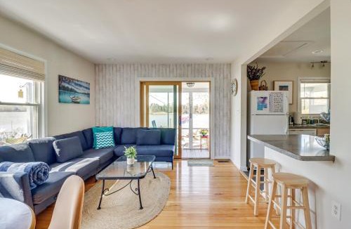 Dahlgren House | Potomac River Getaway: Walk to Marina!