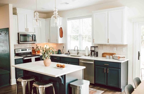 Athens House | Premium 3BR Home by MHM Luxury Properties