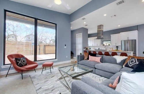 Montopolis House | Premium East Austin Home | Hot Tub