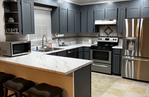 Warner Robins House | Prettiest in Blue 3 day min stay