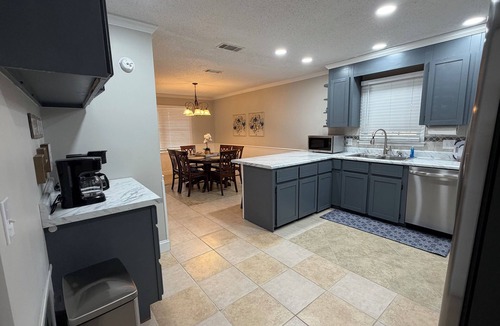 Warner Robins House | Prettiest in Blue 3 day min stay